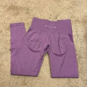 NVGTN leggings with booty detail